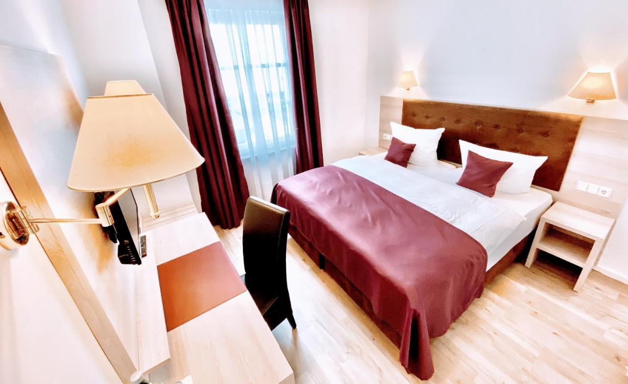 Das Hotel Krone Koenigswinter Luaran gambar