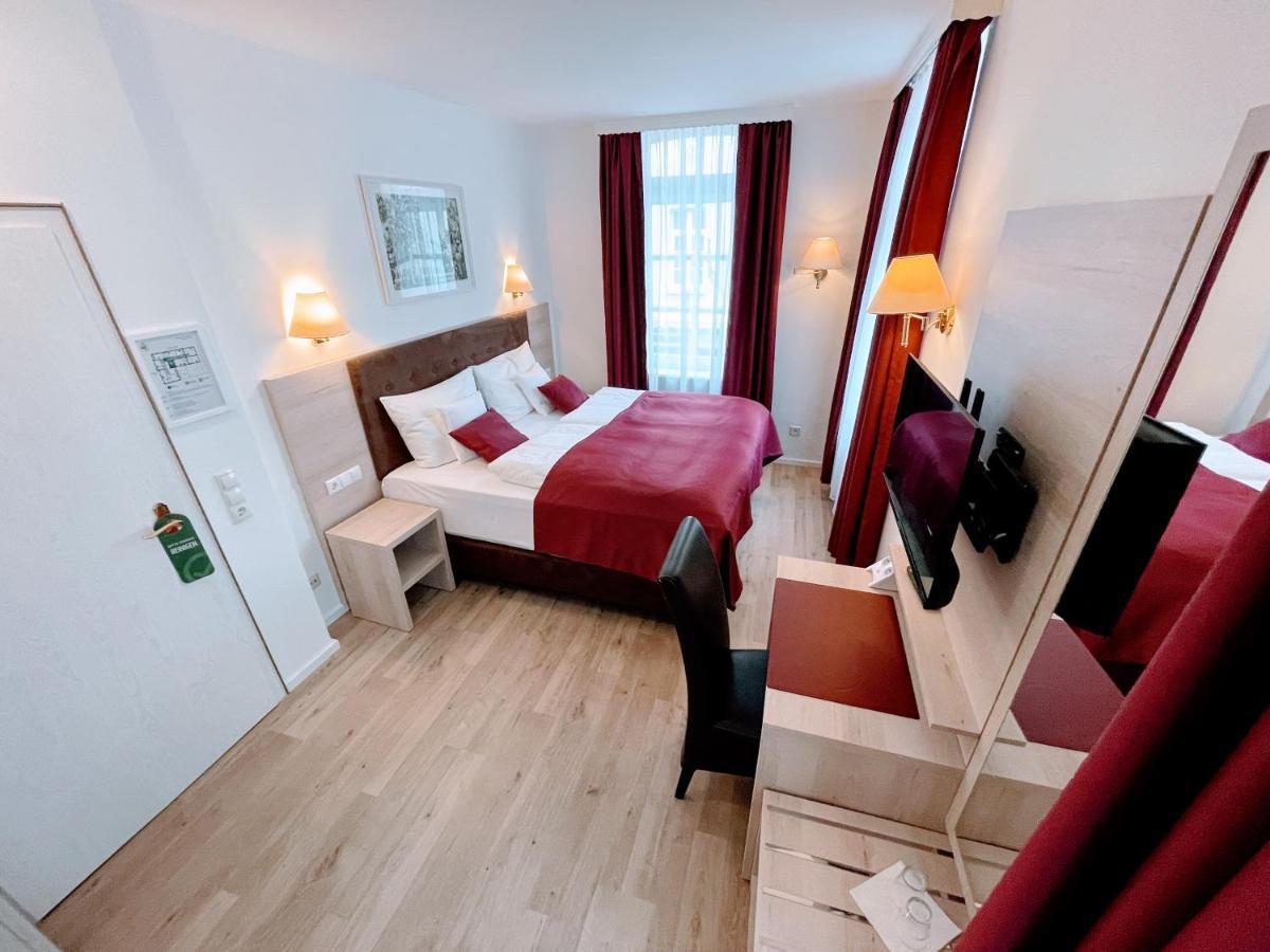 Das Hotel Krone Koenigswinter Luaran gambar
