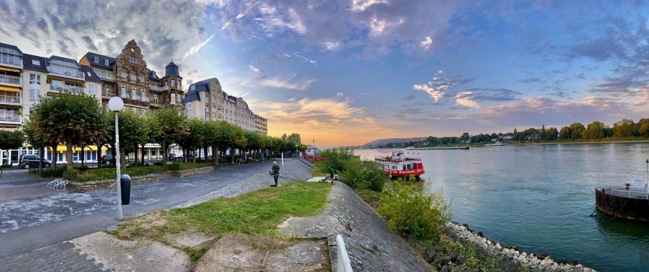 Das Hotel Krone Koenigswinter Luaran gambar