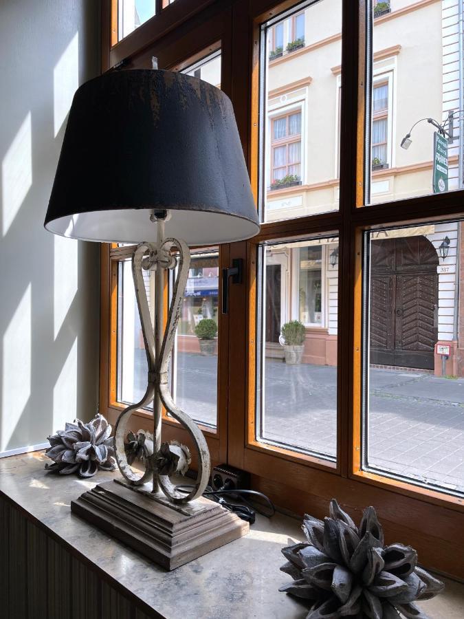 Das Hotel Krone Koenigswinter Luaran gambar