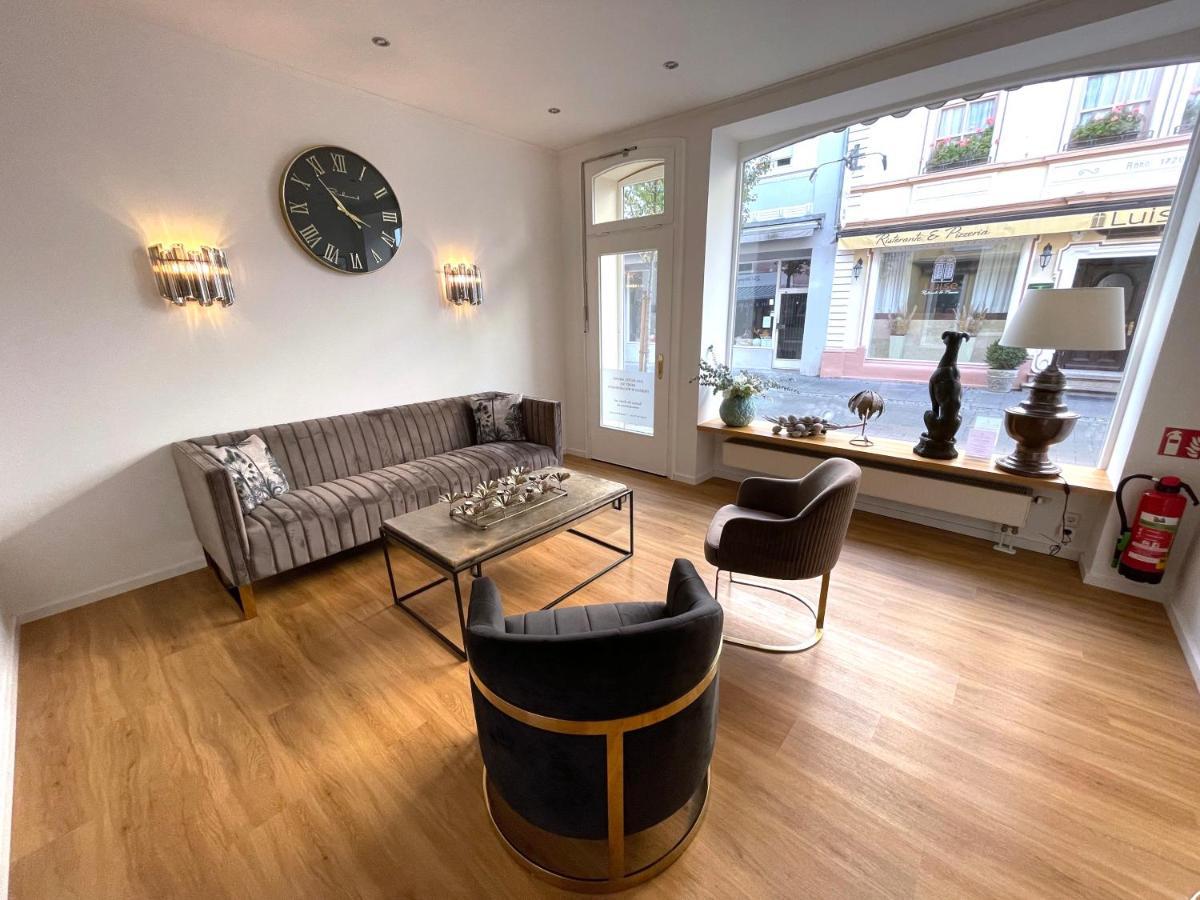 Das Hotel Krone Koenigswinter Luaran gambar