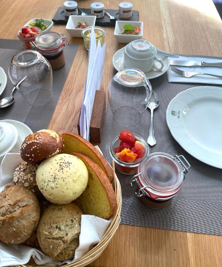 Das Hotel Krone Koenigswinter Luaran gambar